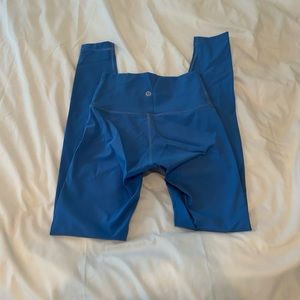 Lululemon blue Nile winder under leggings